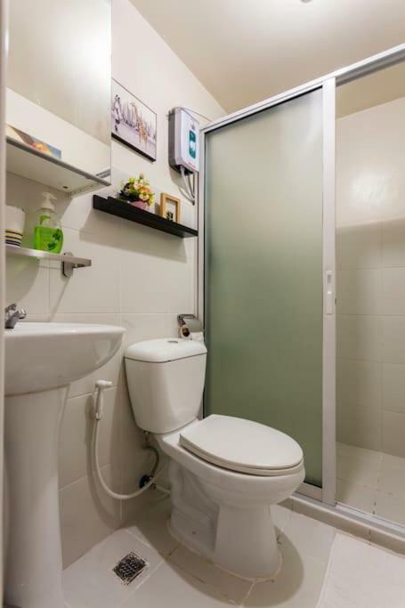 Jen'S Paranaque City Apartment Manila Luaran gambar
